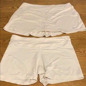 Nike XL tennis skirt with detachable shorts￼